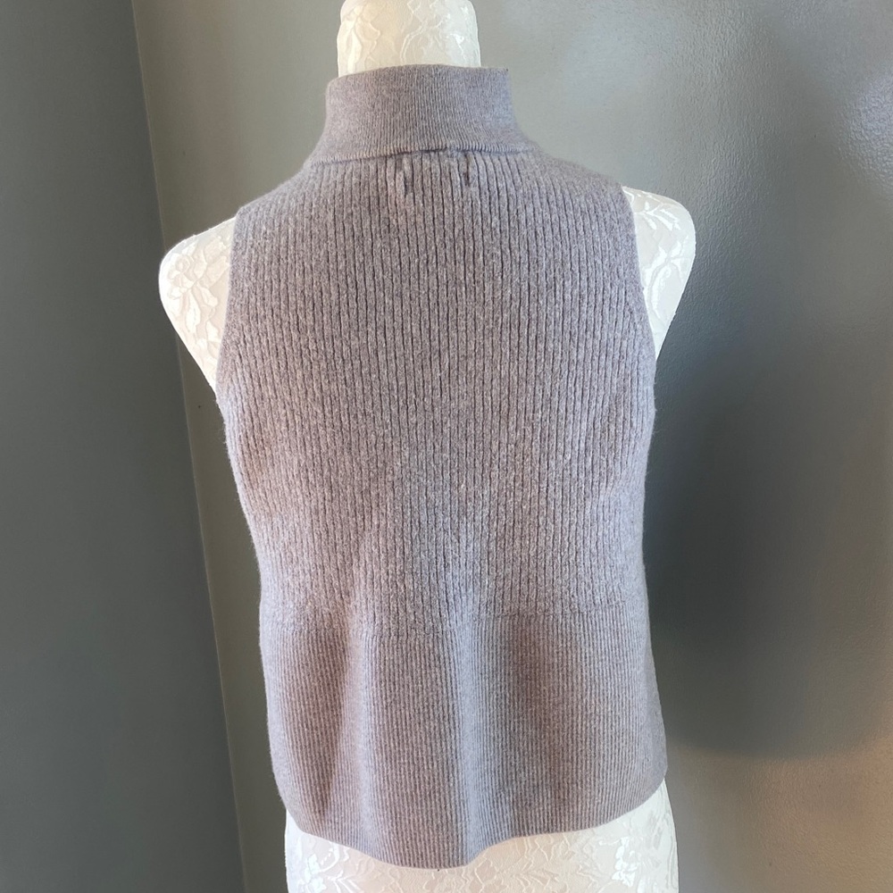 Halston Turtleneck Sweater - Picture 5 of 6